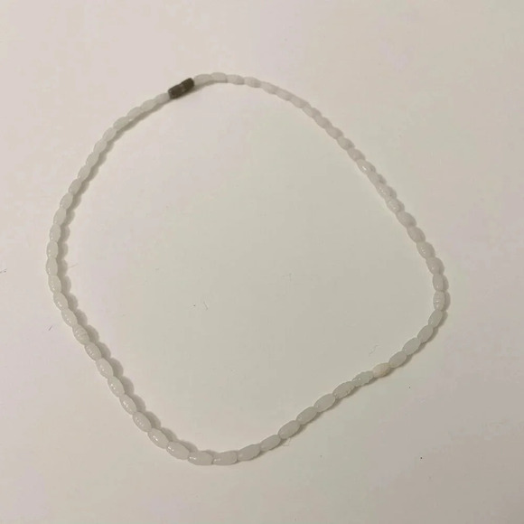 Vintage  90s Lot of 2 Necklaces Puka Shell - Picture 8 of 15